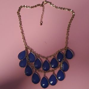 Statement necklace